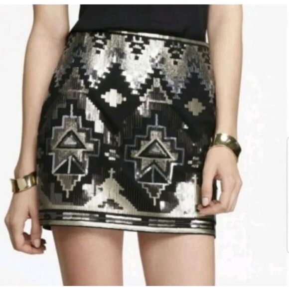Womens Express Sequin Aztec Mini Skirt Size XSmall./TP. Used. Excellent conditio - Picture 1 of 6